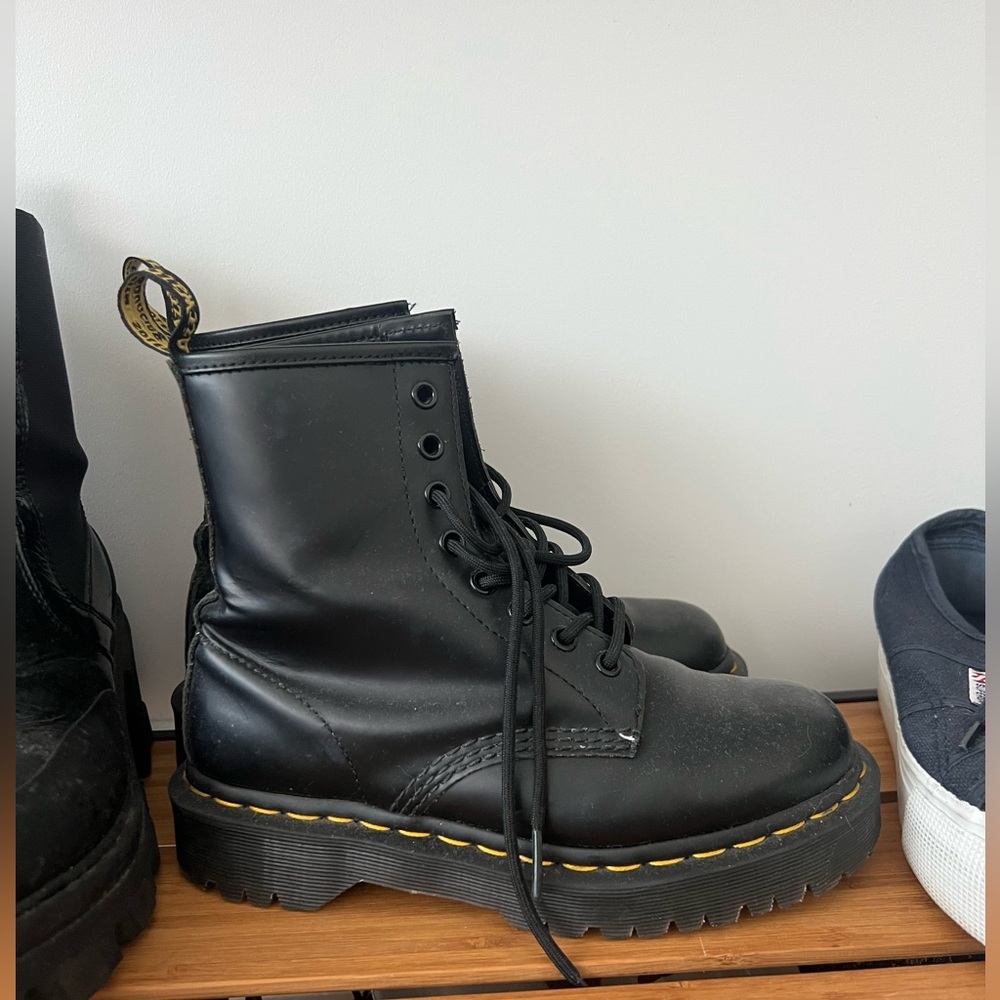 platform dr. martens | size 6